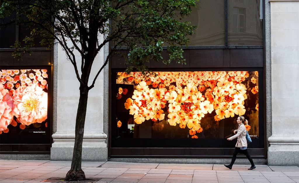 Apple’s Selfridges’ Windows Display Their Blooming&nbsp;Power.