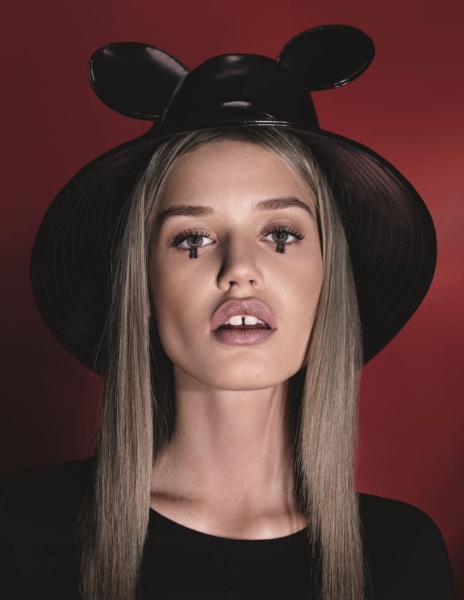 Disney-teams-with-BFC-for-Minnie-Style-Icon-exhibit