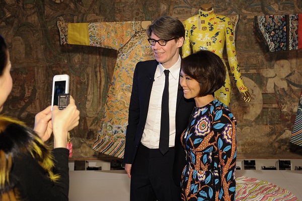 Generated by IJG JPEG Library