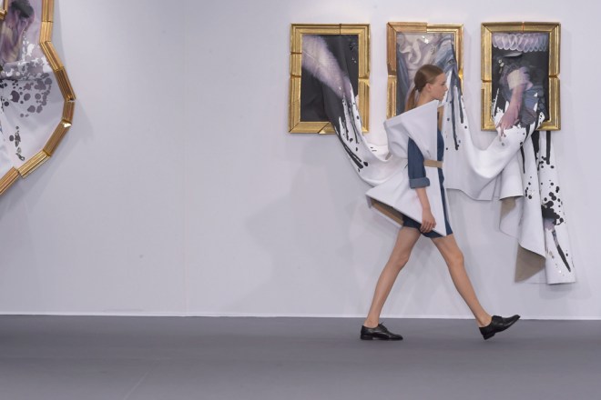 Viktor & Rolf Couture Fall 2015