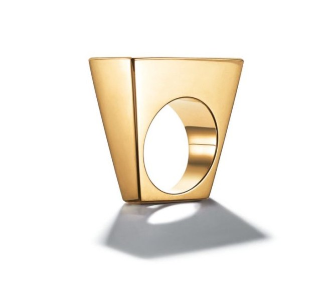 Tiffany & Co. 18K rectangle ring, 4,000, from 1971 available at Dover Street