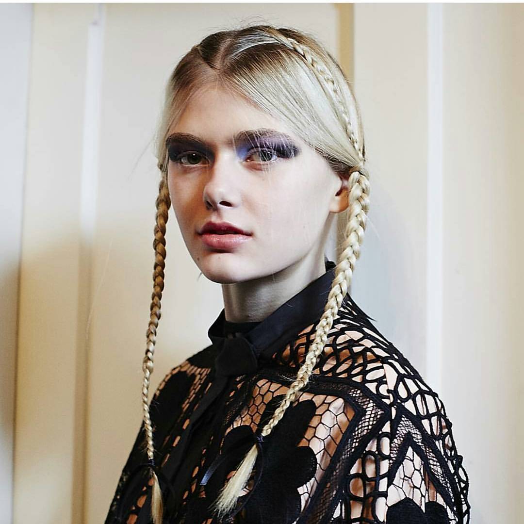 Bora-Aksu-Fall-2016-backstage-beauty-6