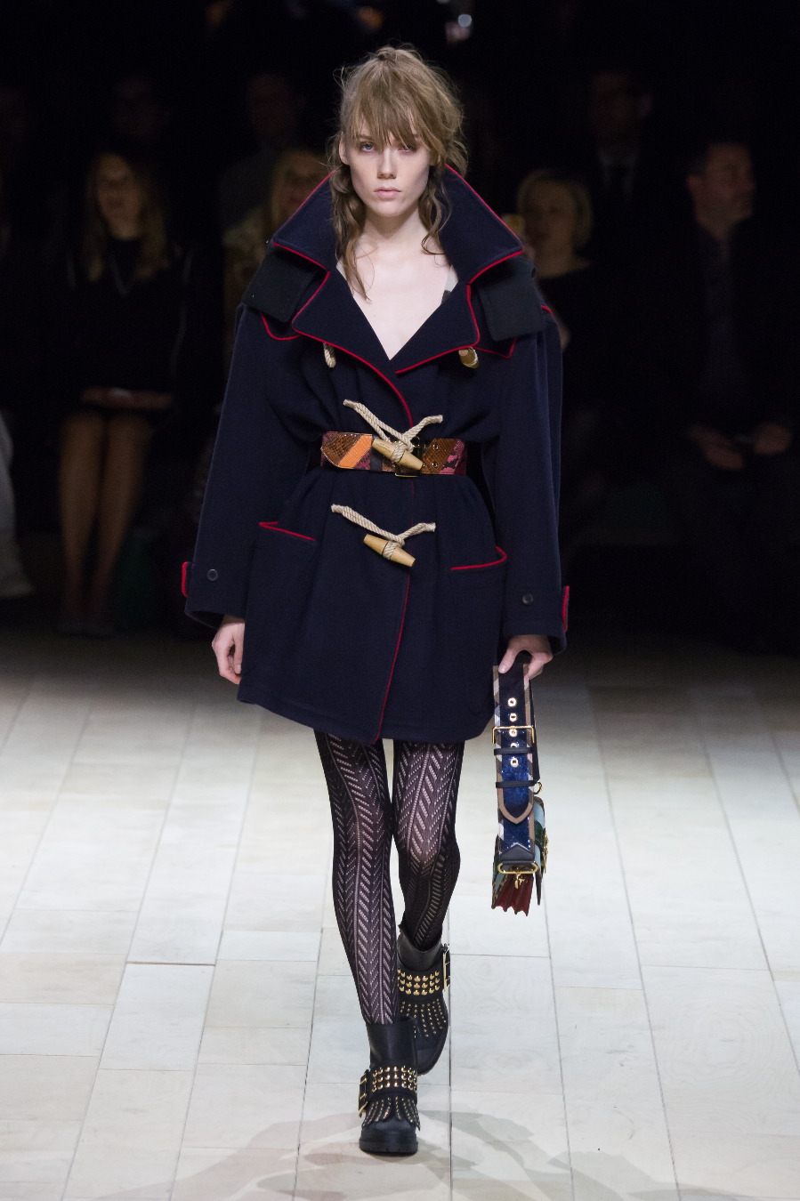 Burberry, pixelformula, womenswear, winter 2016 - 2017, London