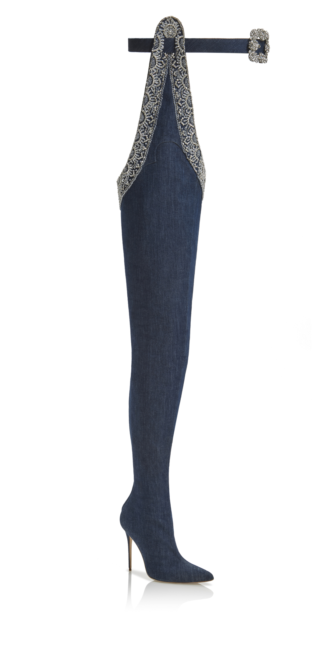 rihanna-manolo-blahnik-scoop-030316-05