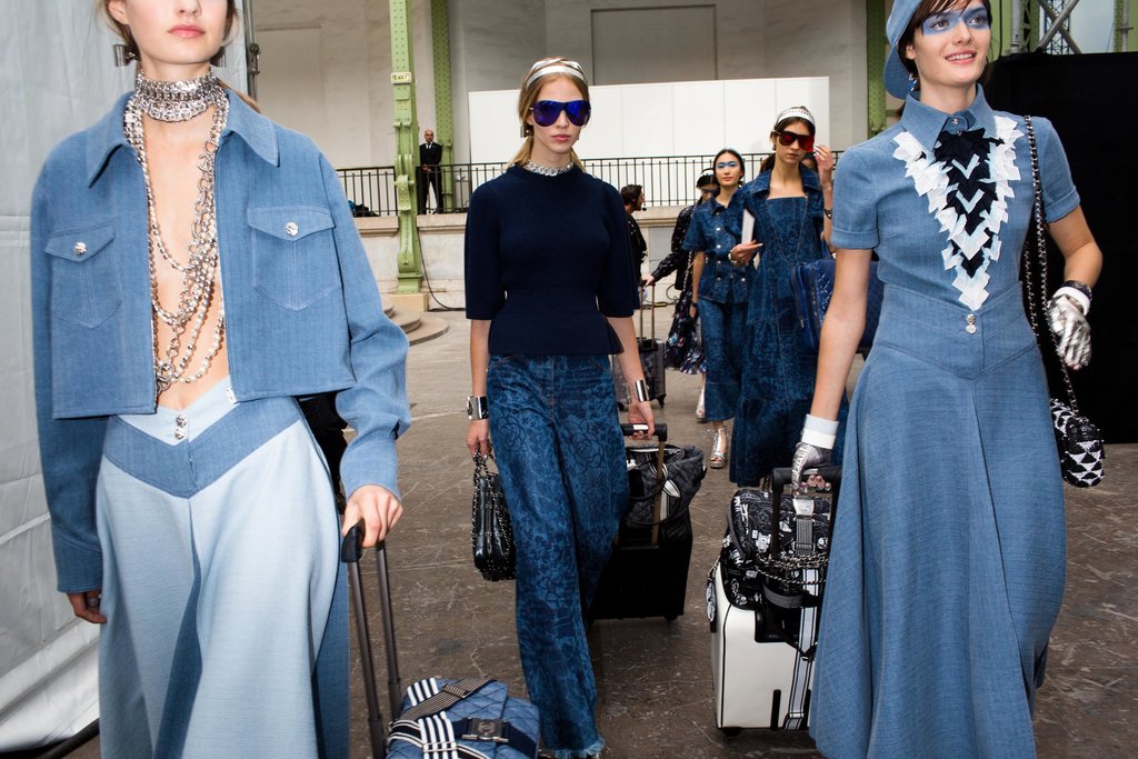 07chanel-slide-UIIS-jumbo