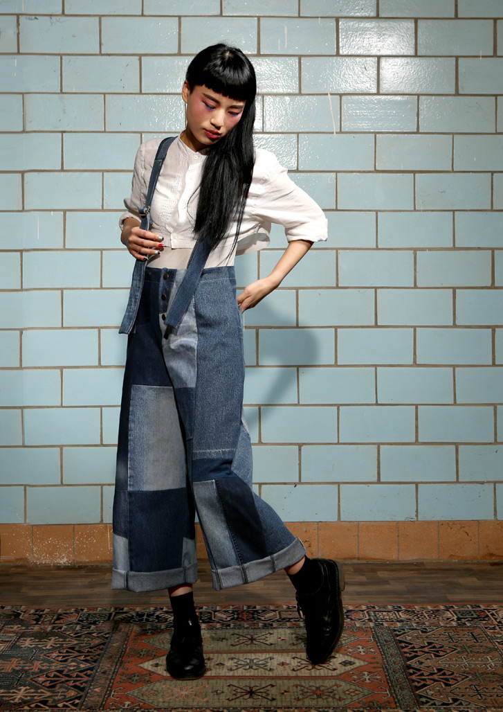 navy_trousers_blue_notjustalabel_1287951359