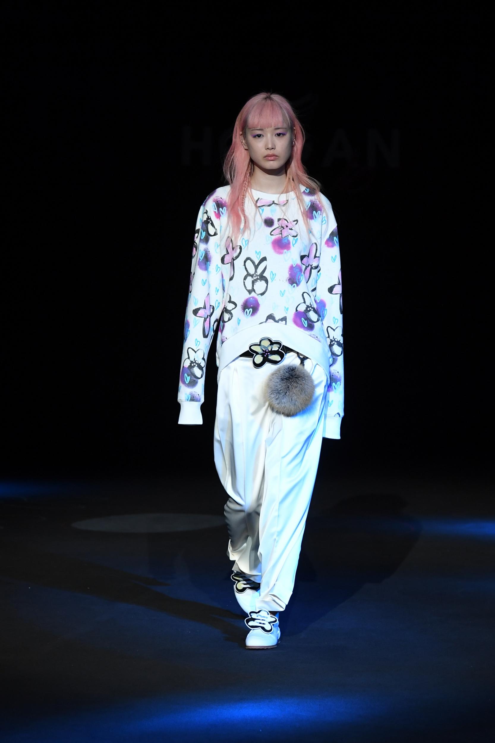 013_hogan_ss17_womens_collection_look_13