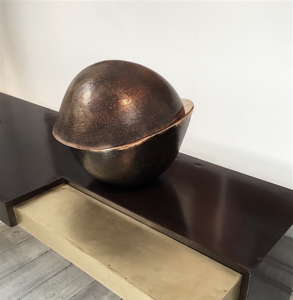 Art Furnishings Designer Mauro Mori: A Bonding&nbsp;Embrace