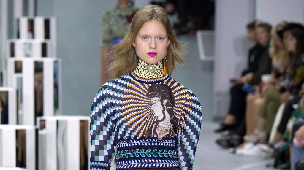 Optic illusion And Psychedelic Print At Mary Katrantzou Spring&nbsp;2017