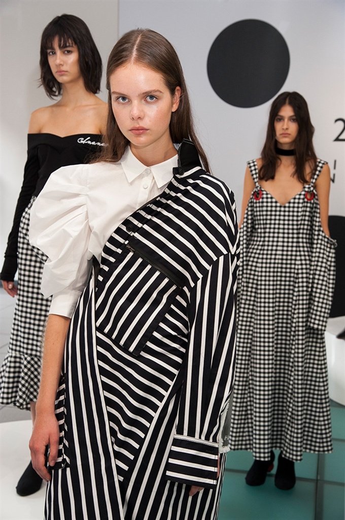 xmttjbm1px2ntc3bpy3r1cmu7aw1hz2u7awq7mtmxotm2__w800r4btransp___ffed6390