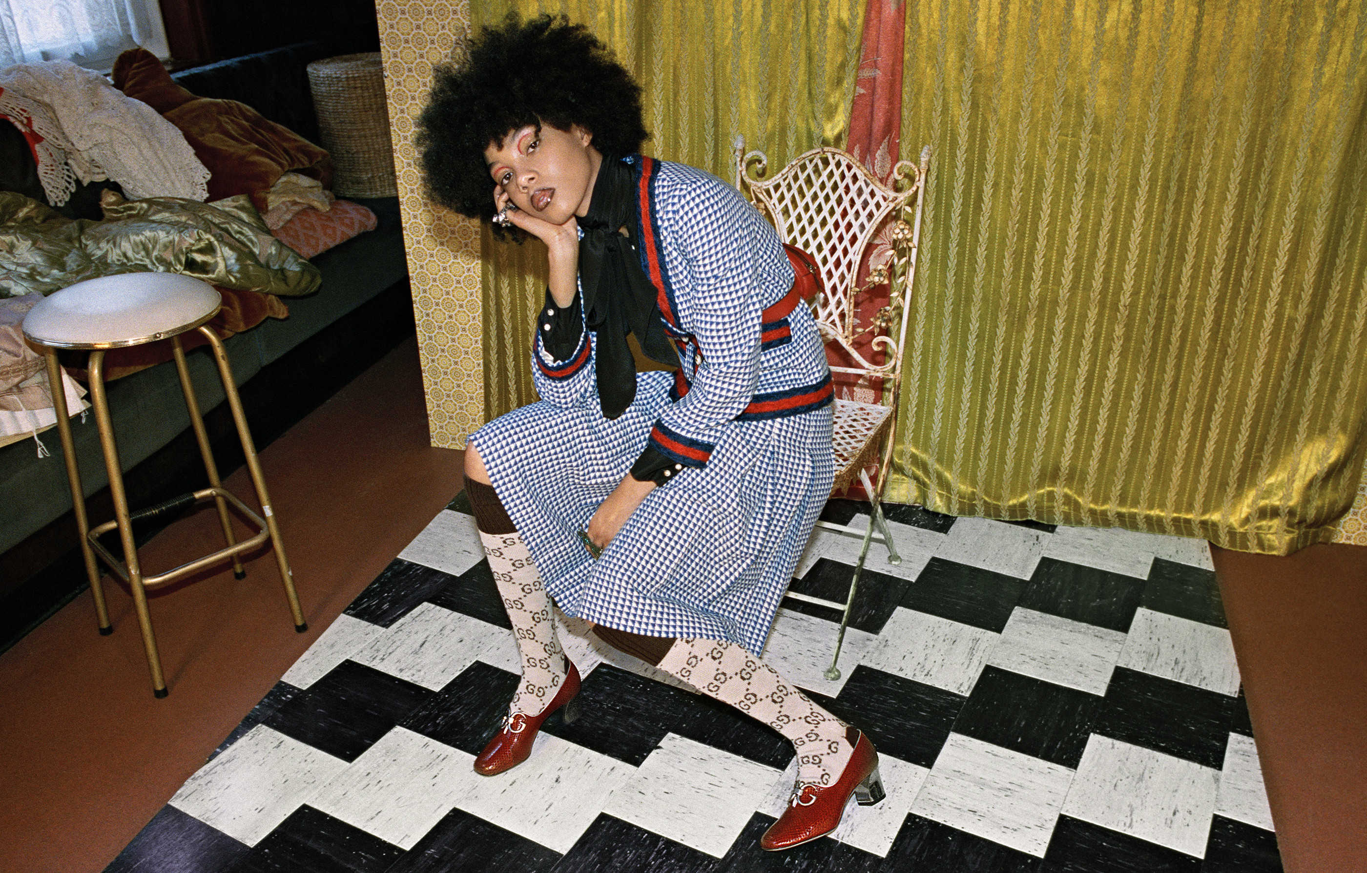 DiaryArticleDouble_S73-ADV-07_001_Default