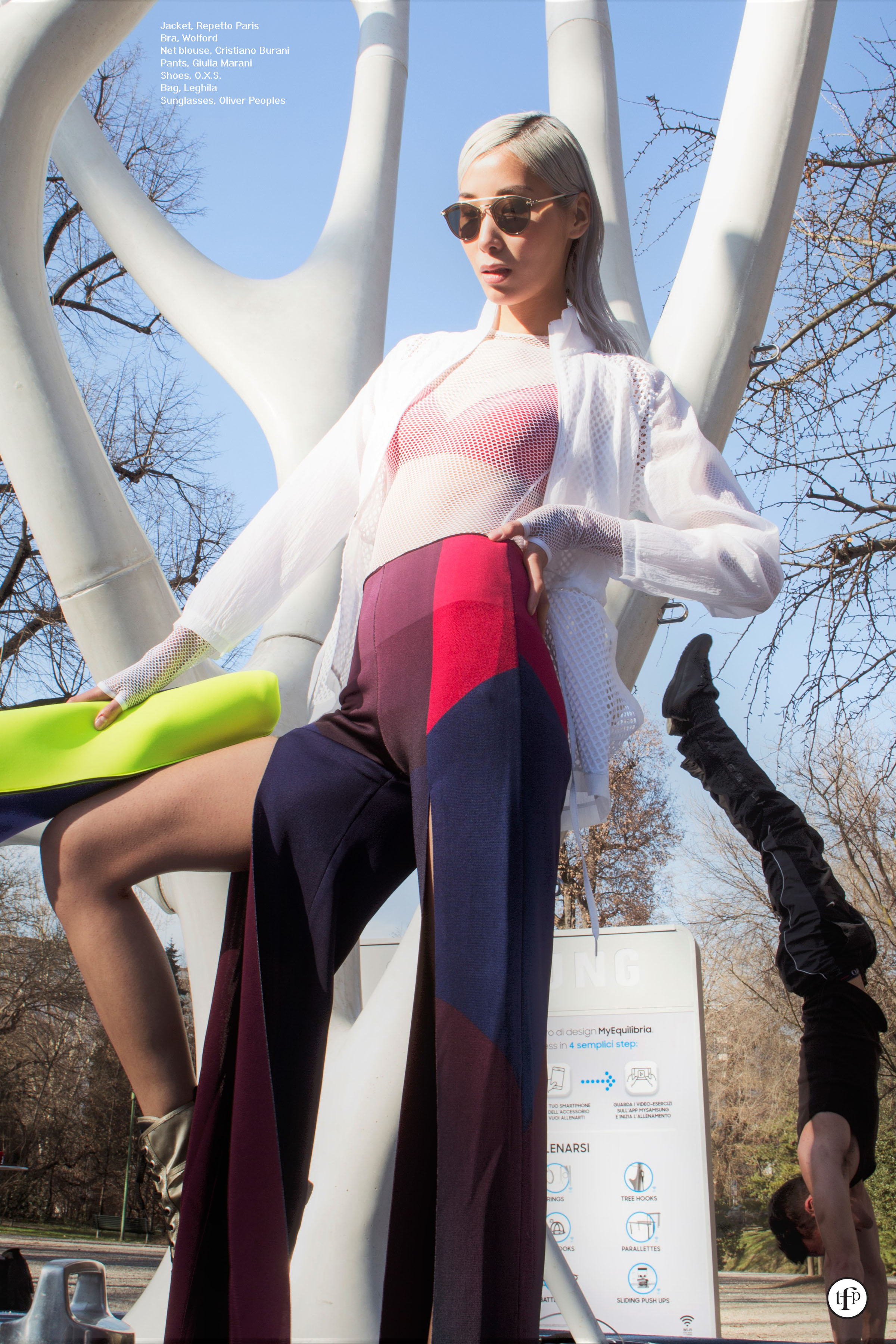 Adina_Guitar_AvenuePR_StudioRe_AngeloMarani