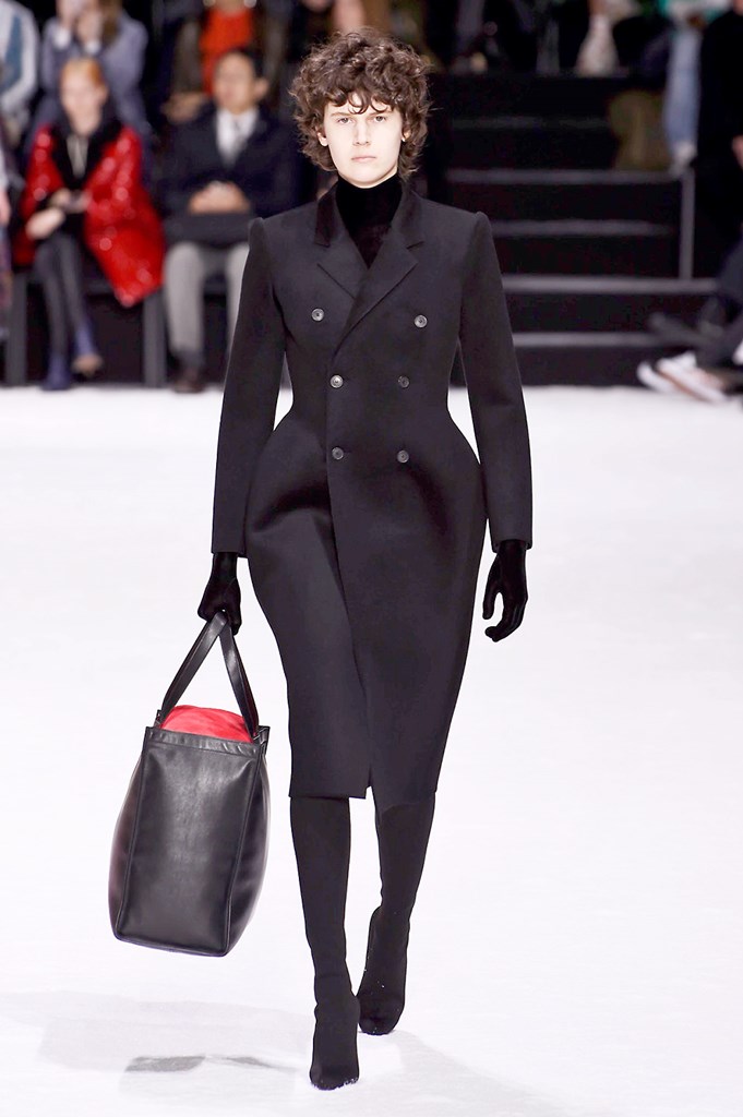 Balenciaga_37_d8__dan3037