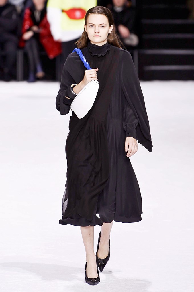 Balenciaga_43_69__dan3094