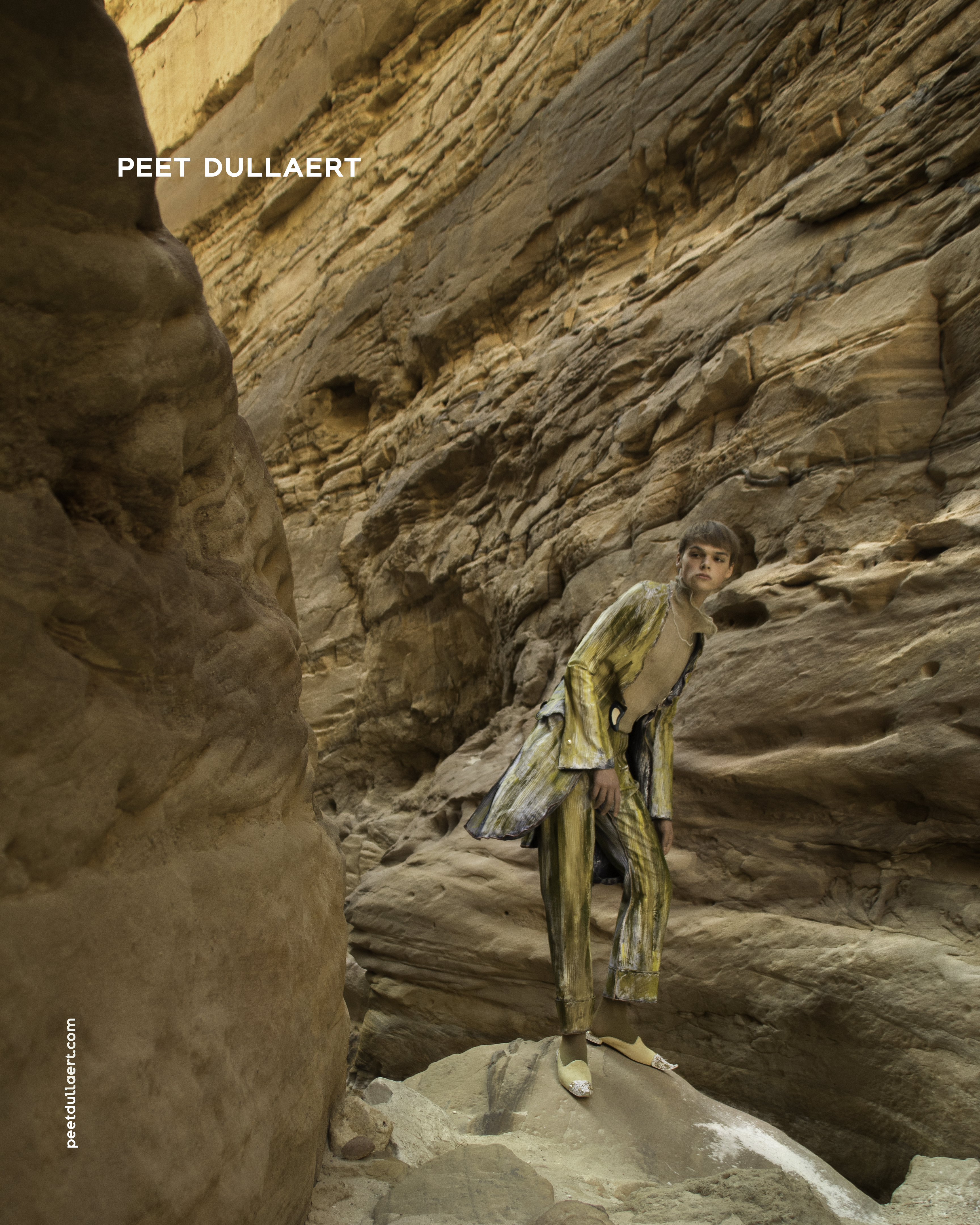 13 PEET DULLAERT 2017-2 Campaign - Photo Eva Pamfillie - Model Sam van Humskerken