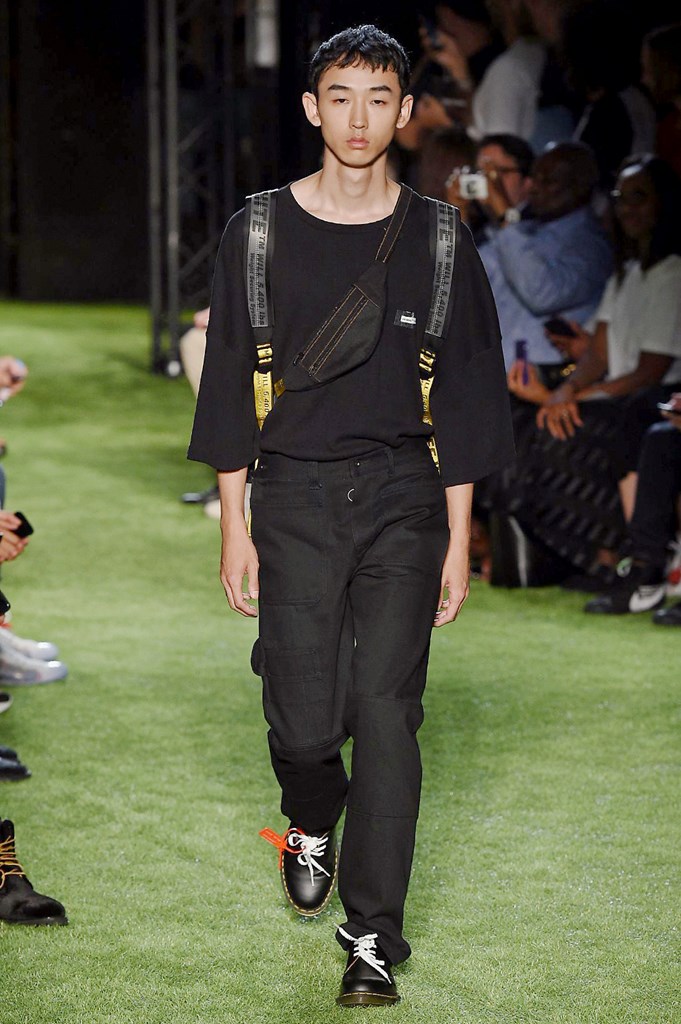 Off-White_10_61_ale_0090