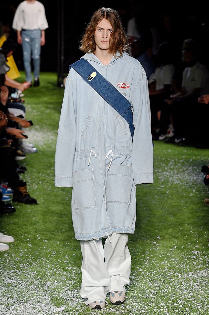 Off-White_21_19_ale_0208