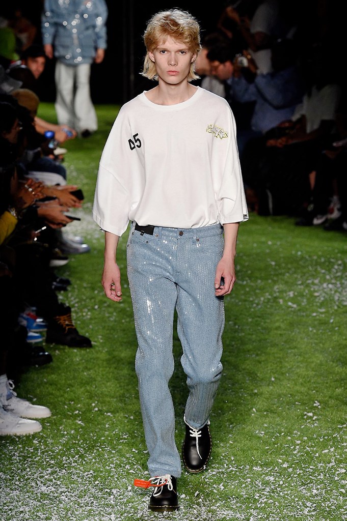 Off-White_22_5b_ale_0218