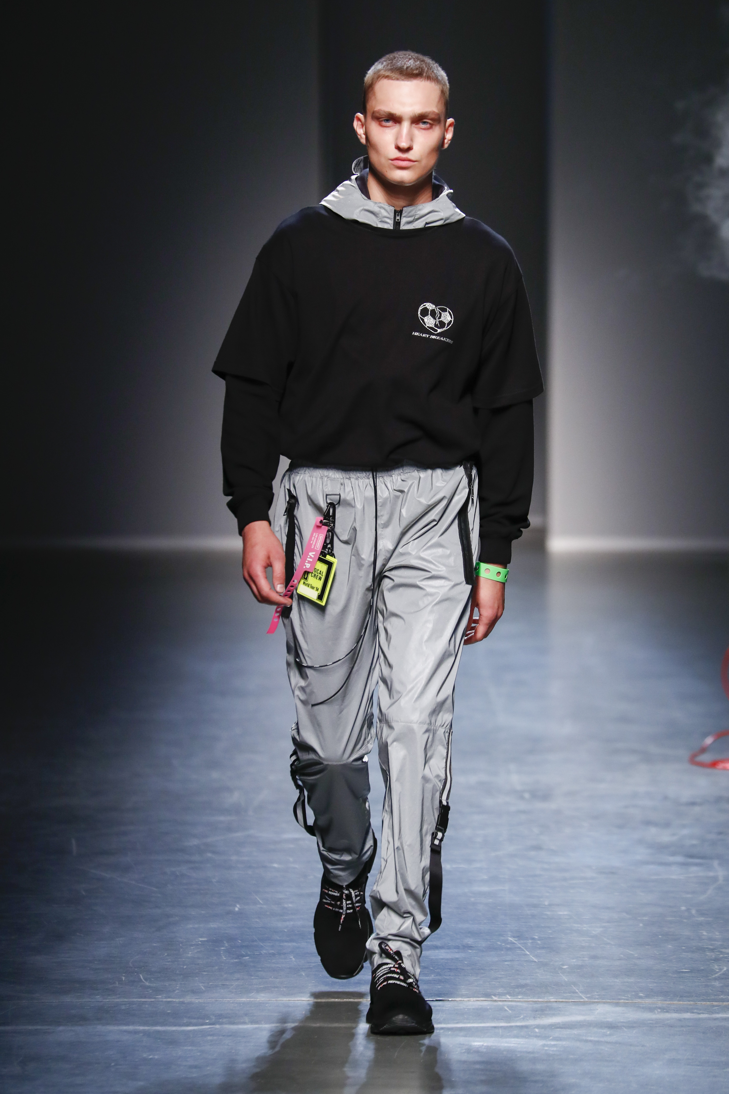 Represent_023_ss19