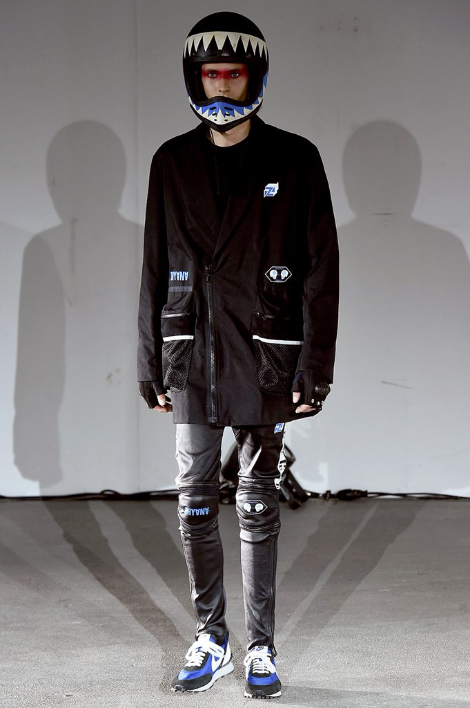 Undercover_25_59_csc_1372