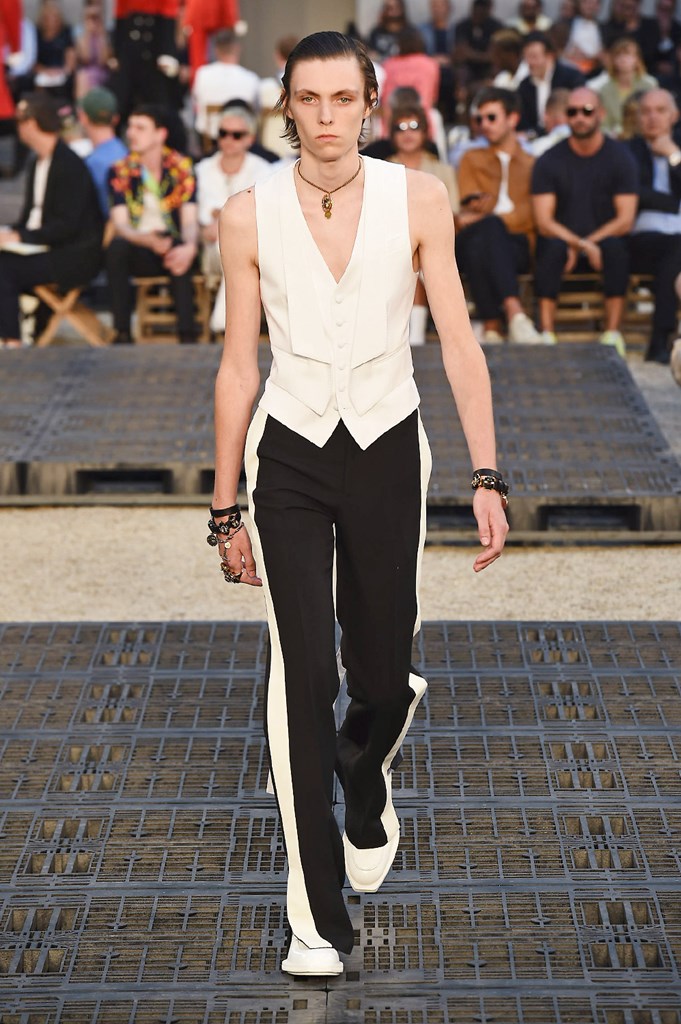 Alexander McQueen_32_b0_csc_4434