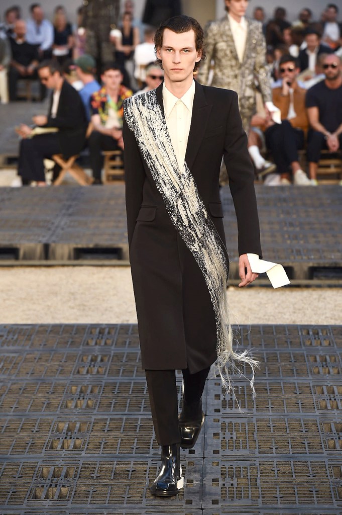 Alexander McQueen_38_a4_csc_4476