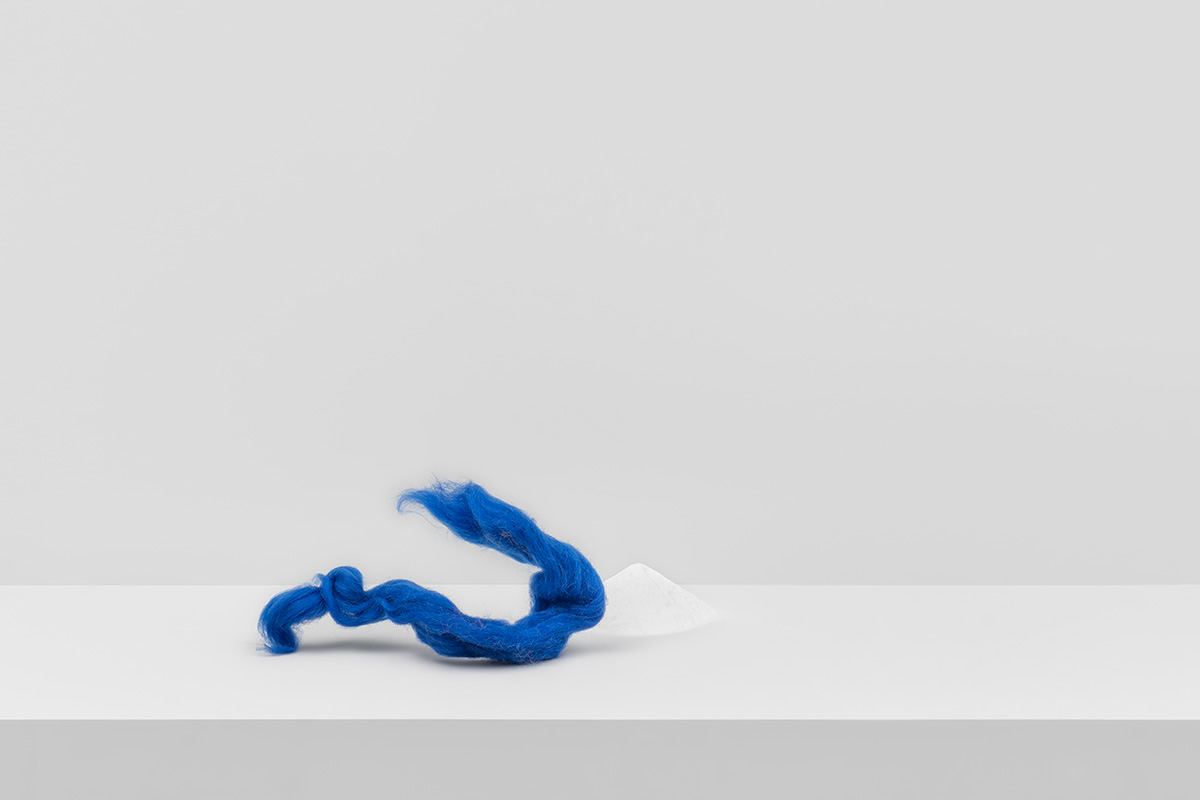 Marwoolus® variegated veins are randomly scattered wool filaments that give a soft and elegant fluidity to the design. (photo: Marwoolus®)