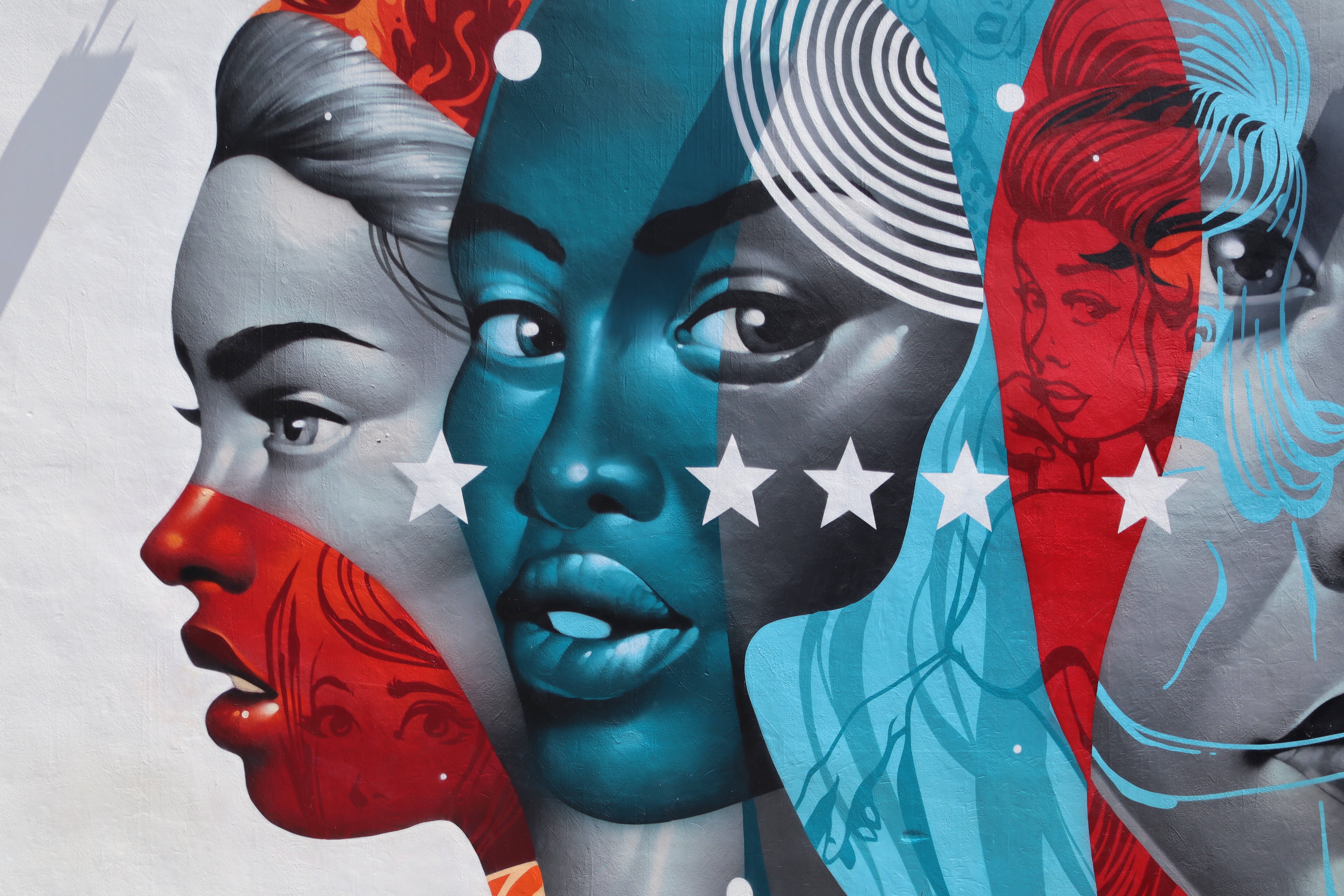 Wynwood Mural (Photo by Ronnie Overgoor)